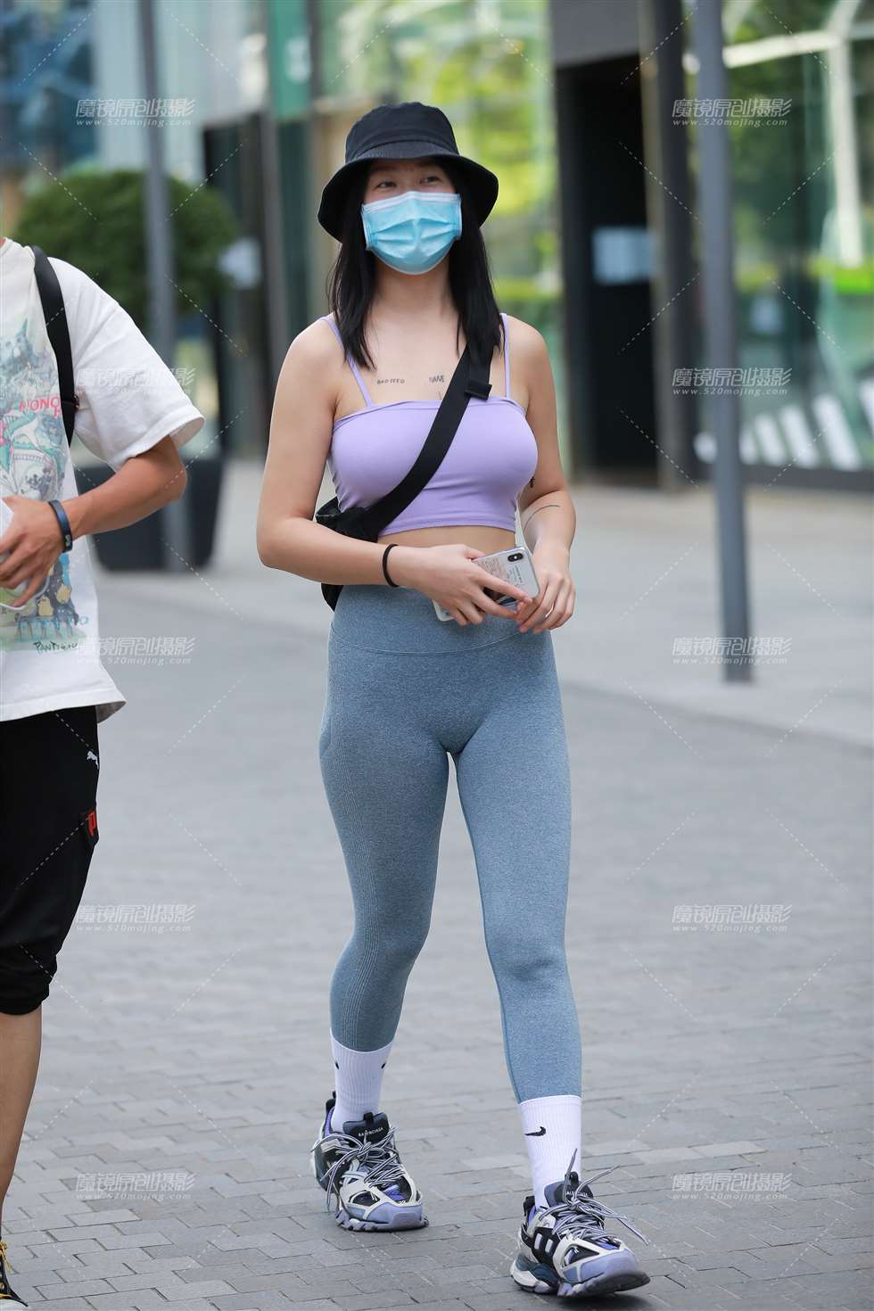 图片[4]-【玻璃赛帖】灰色瑜伽裤女友-街拍流行馆