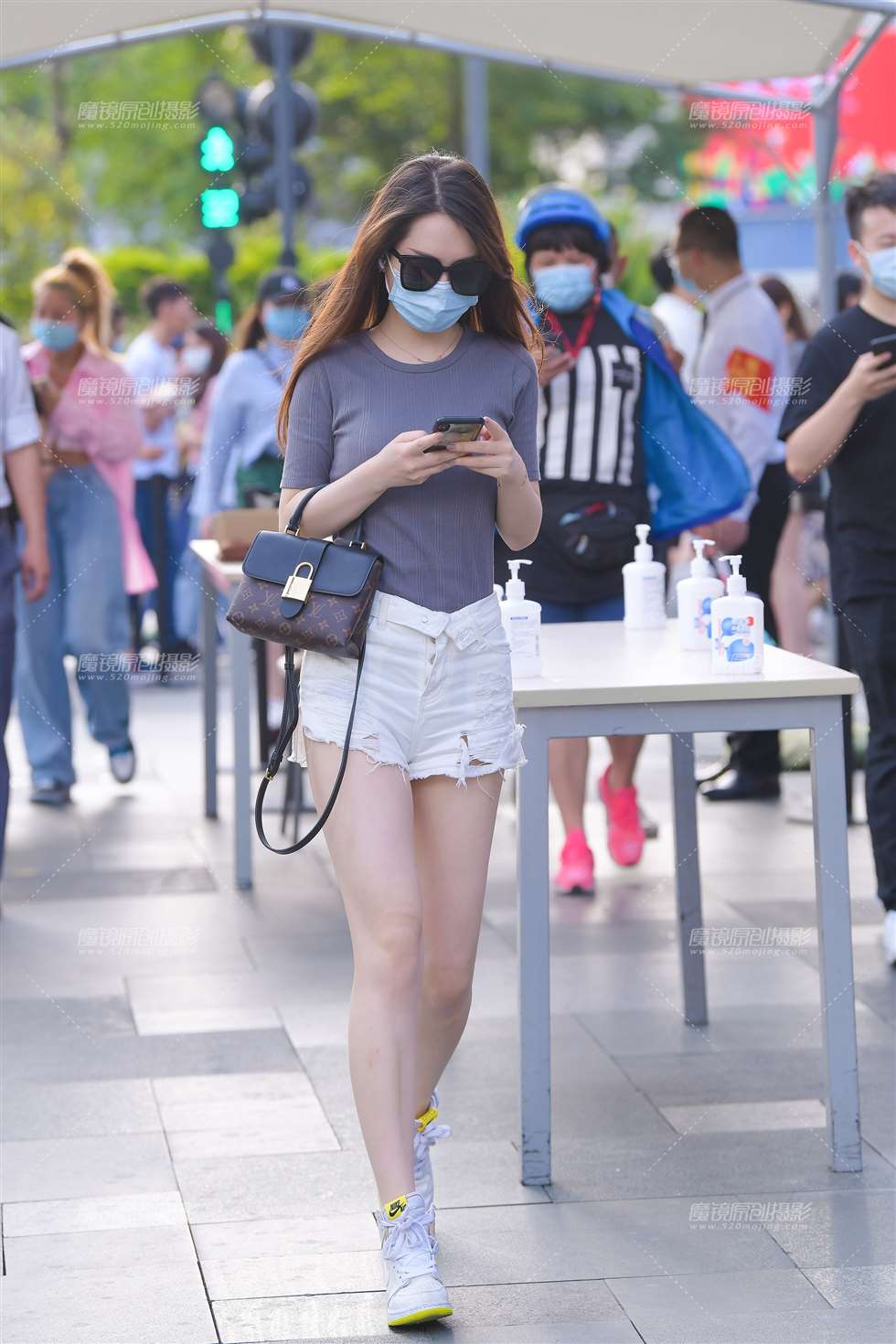 图片[5]-白热裤，大白腿女孩~-街拍流行馆