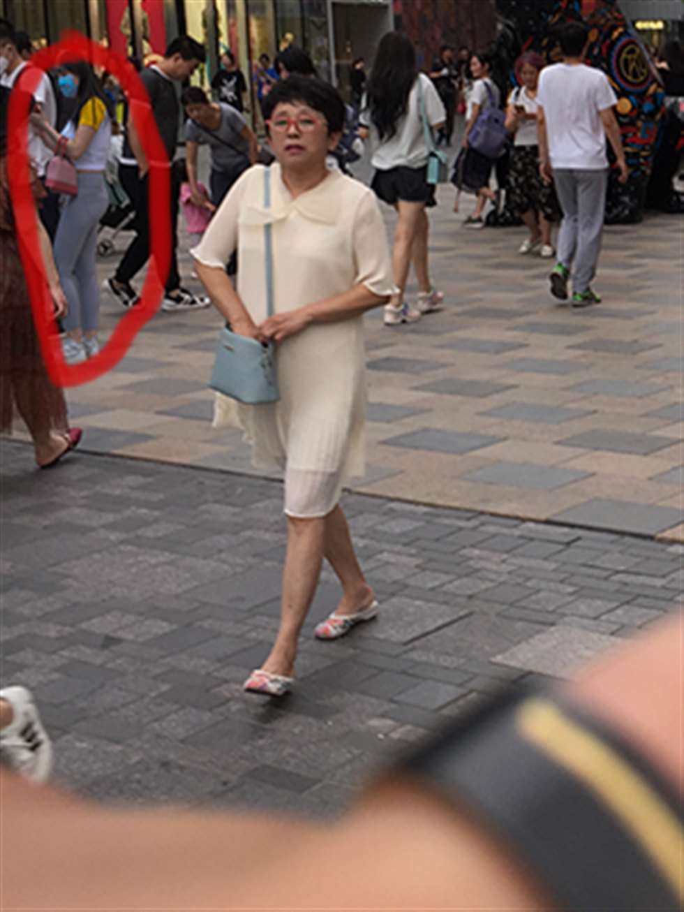 图片[3]-【红石赛帖】灰色蜜桃裤-街拍流行馆