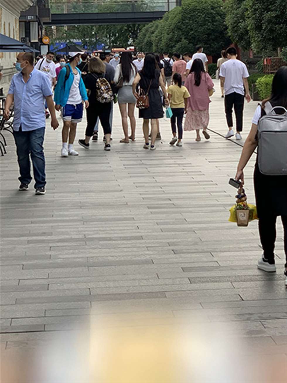 图片[3]-【视觉冲击赛贴】肉嘟嘟de小姐姐-街拍流行馆