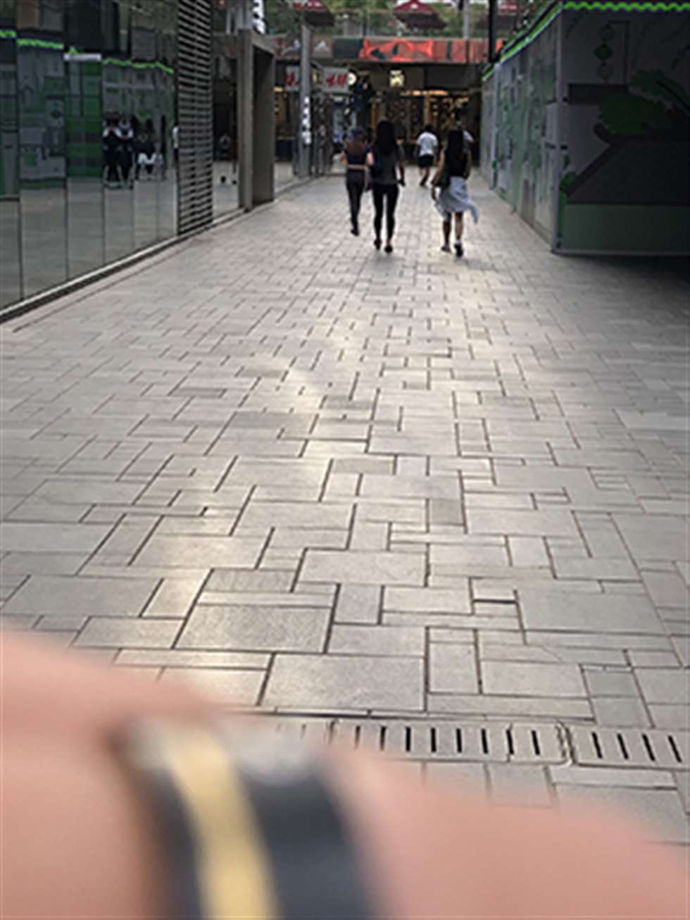 图片[3]-【红石赛贴】性感黑色牛仔-街拍流行馆