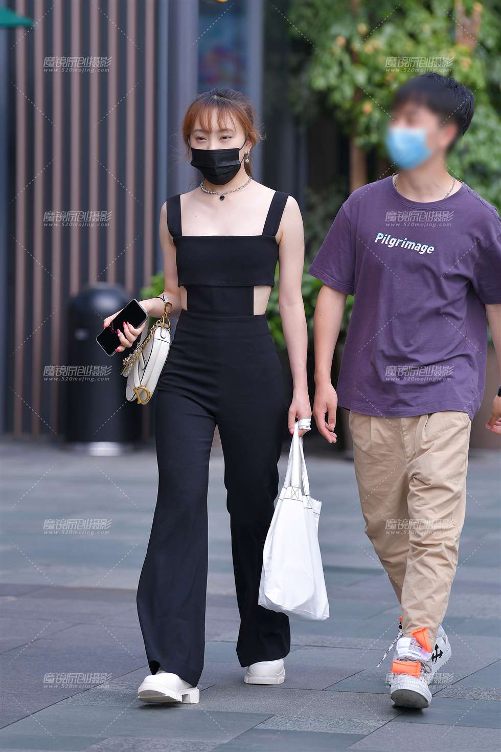 图片[4]-【视觉冲击赛贴】性感吊带黑色紧身裤美女-街拍流行馆