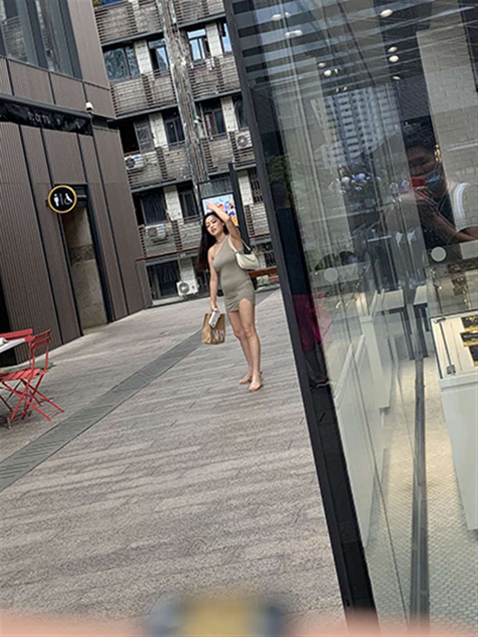 图片[3]-【视觉冲击赛贴】搭讪丰腴的女人-街拍流行馆