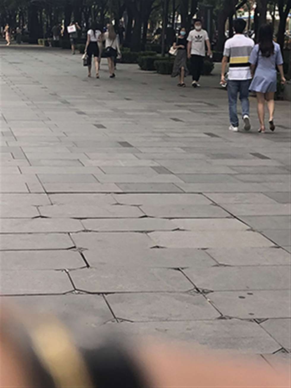 图片[3]-【红石赛帖】性感气质美女-街拍流行馆