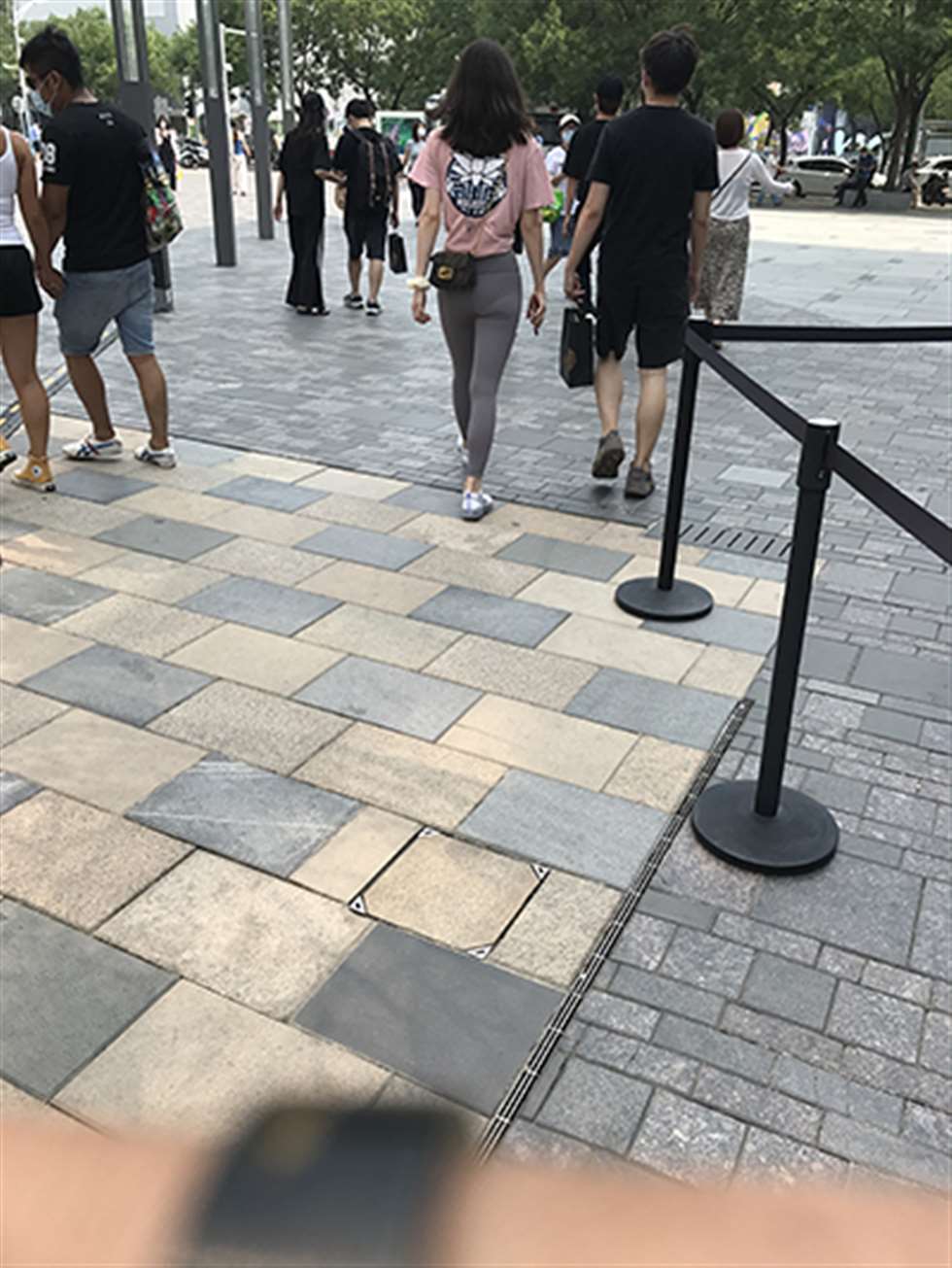 图片[3]-【玻璃赛帖】紧身瑜伽裤女友-街拍流行馆