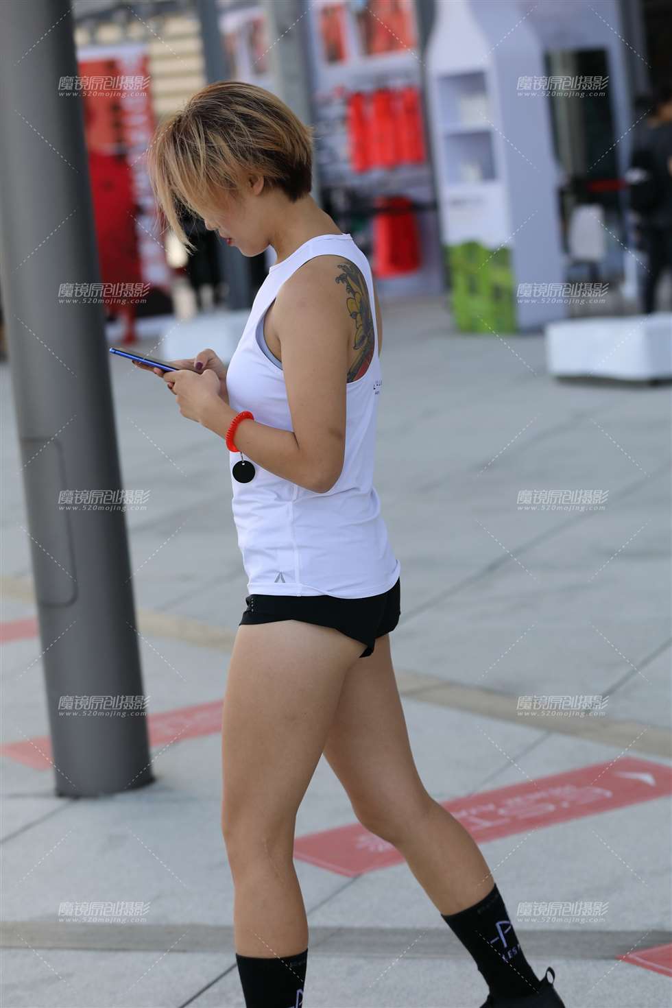 图片[5]-【欧阳赛贴】运动短裤美女-街拍流行馆
