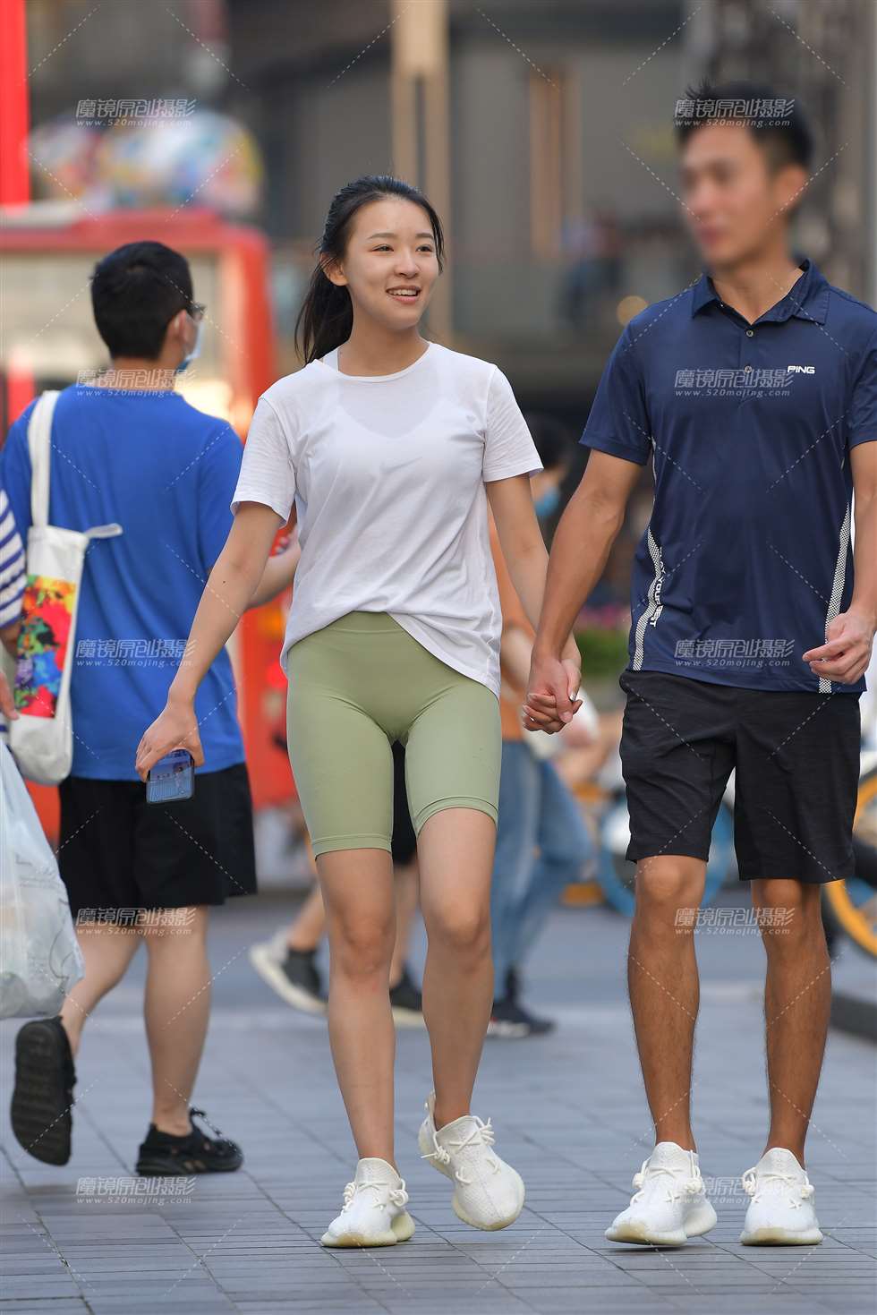 图片[1]-【视觉冲击赛贴】 紧-街拍流行馆