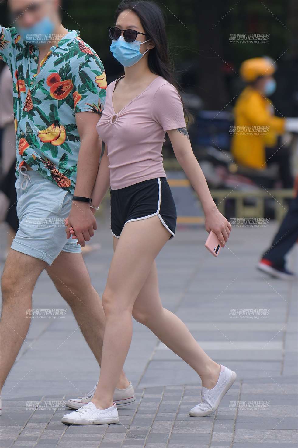 图片[5]-【红石赛贴】性感黑色热裤-街拍流行馆