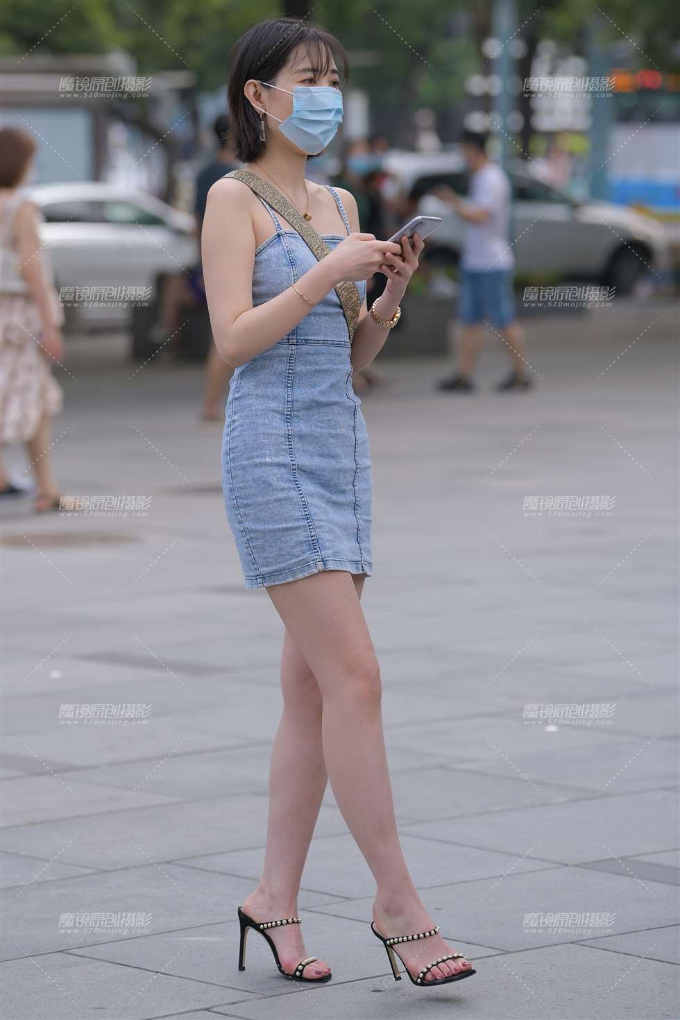 图片[1]-【红石赛帖】性感牛仔裙-街拍流行馆