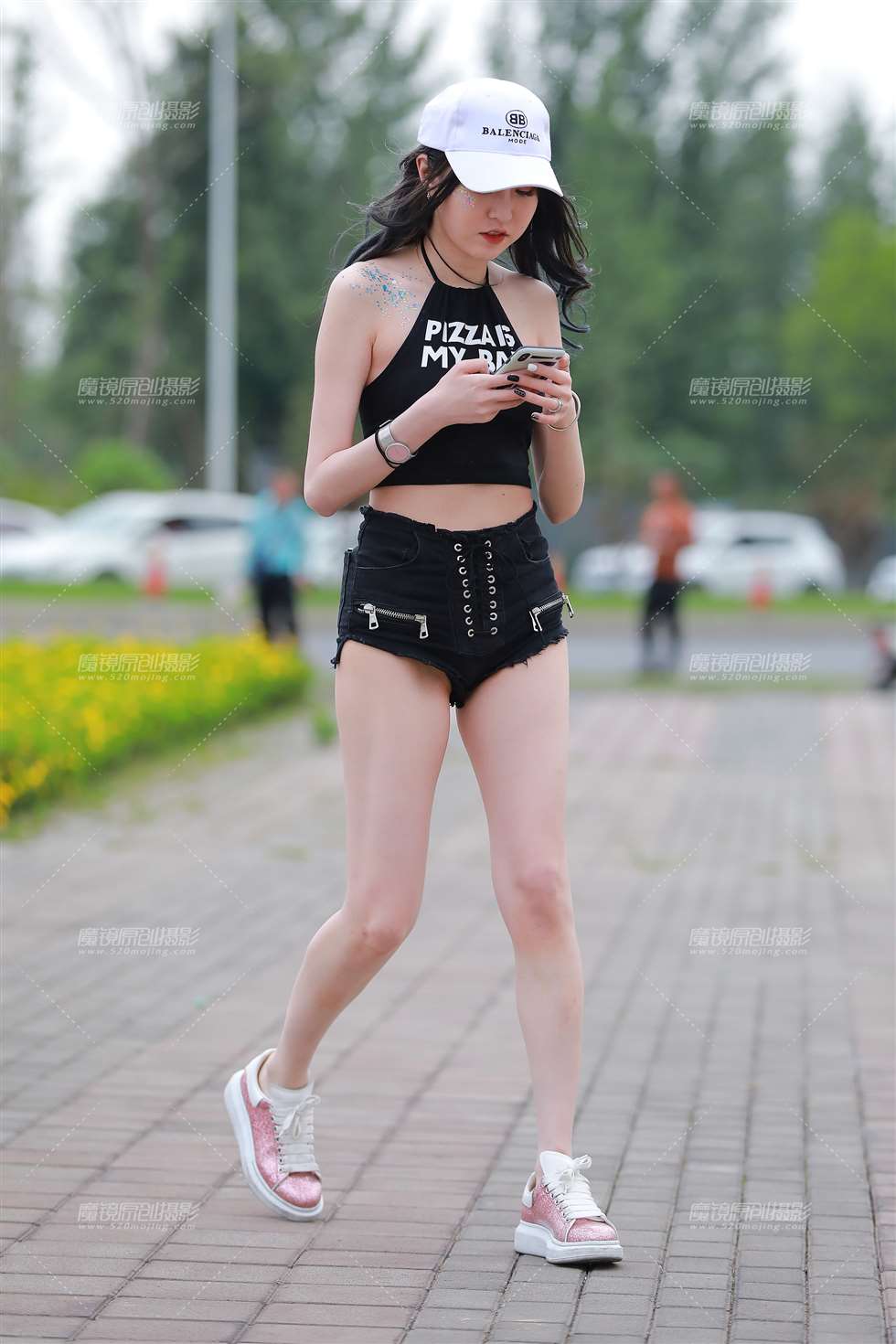 图片[4]-【补档】性感白皙热裤大长腿美女-街拍流行馆