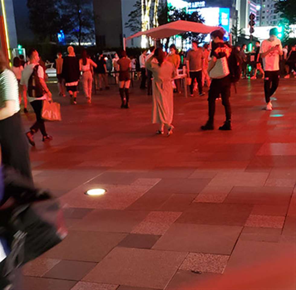 图片[3]-【凯恩赛贴】热裤女孩-街拍流行馆