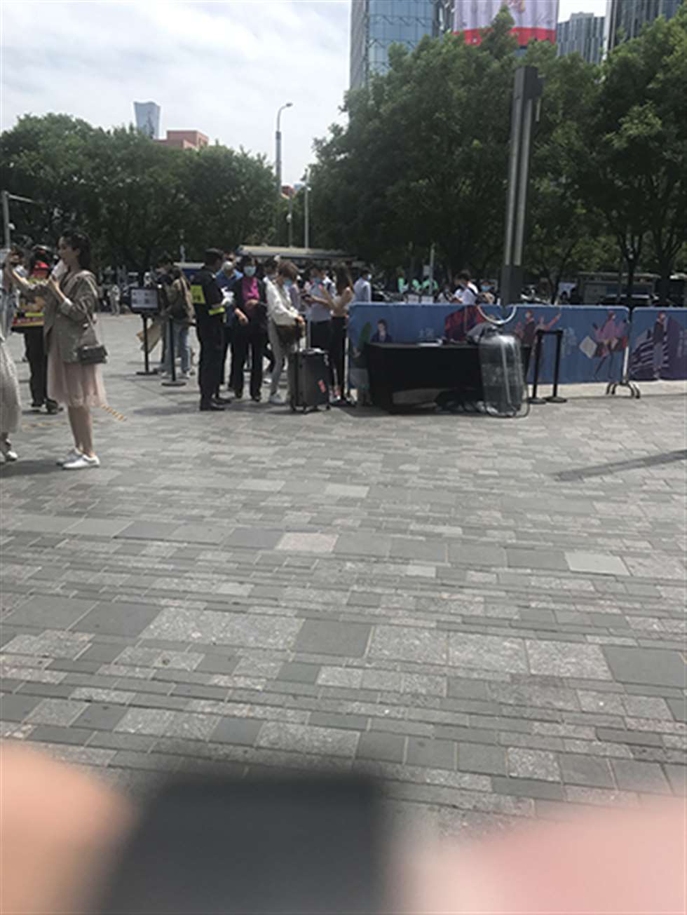 图片[3]-【玻璃赛帖】黑色瑜伽小妹-街拍流行馆