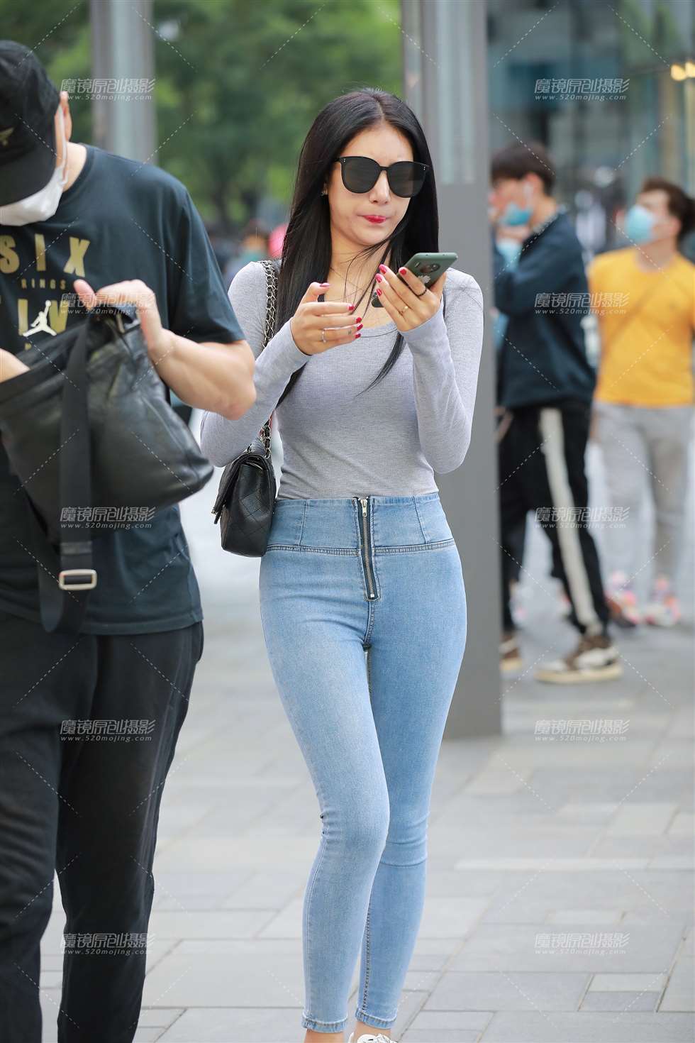 图片[5]-【玻璃赛帖】提臀牛仔裤女友-街拍流行馆