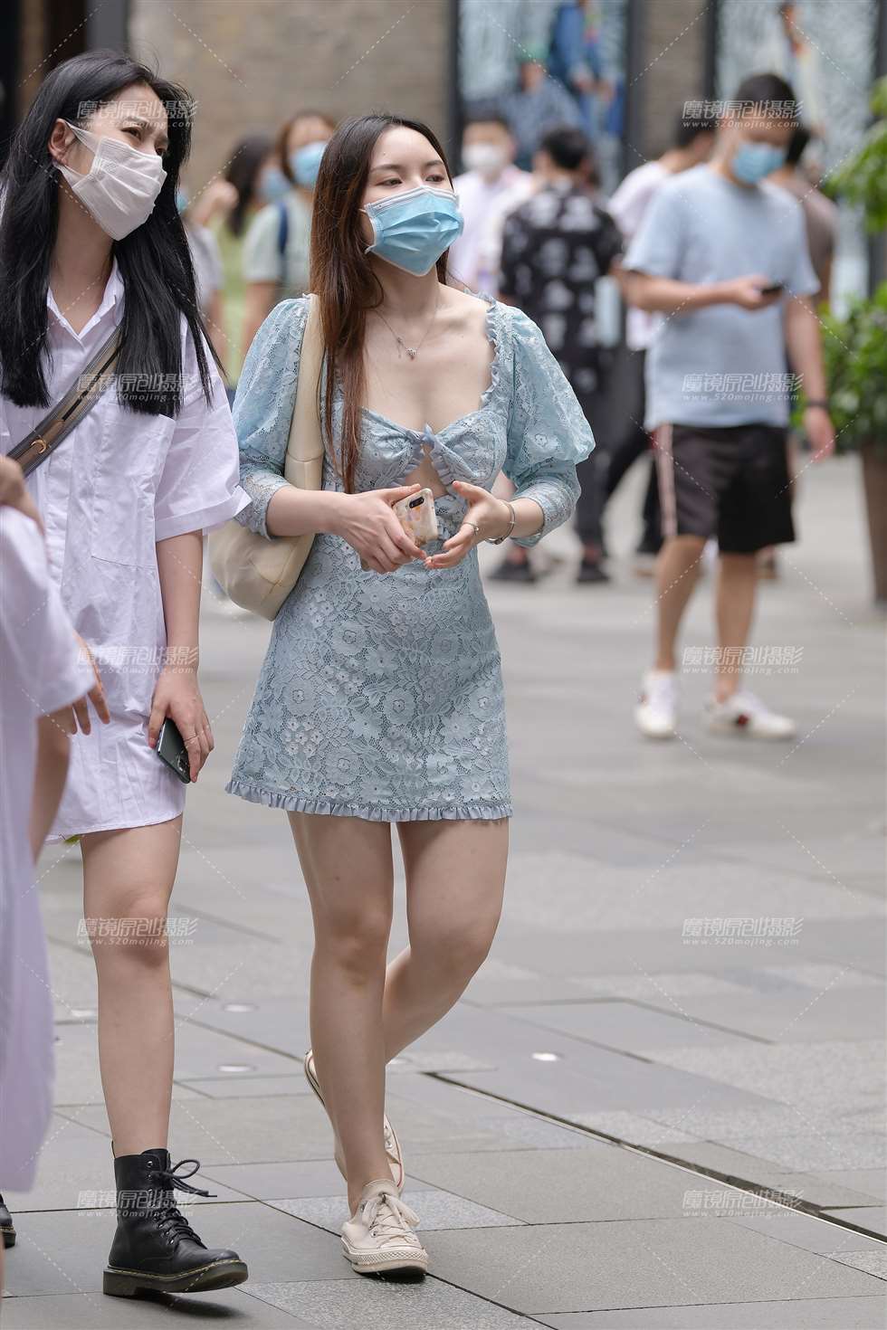 图片[1]-她这份青春的感觉~-街拍流行馆
