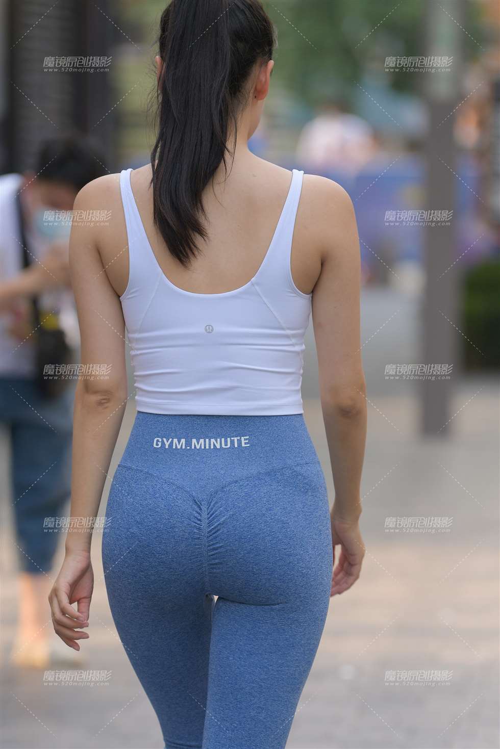 图片[2]-【红石赛贴】极品气质美女-街拍流行馆