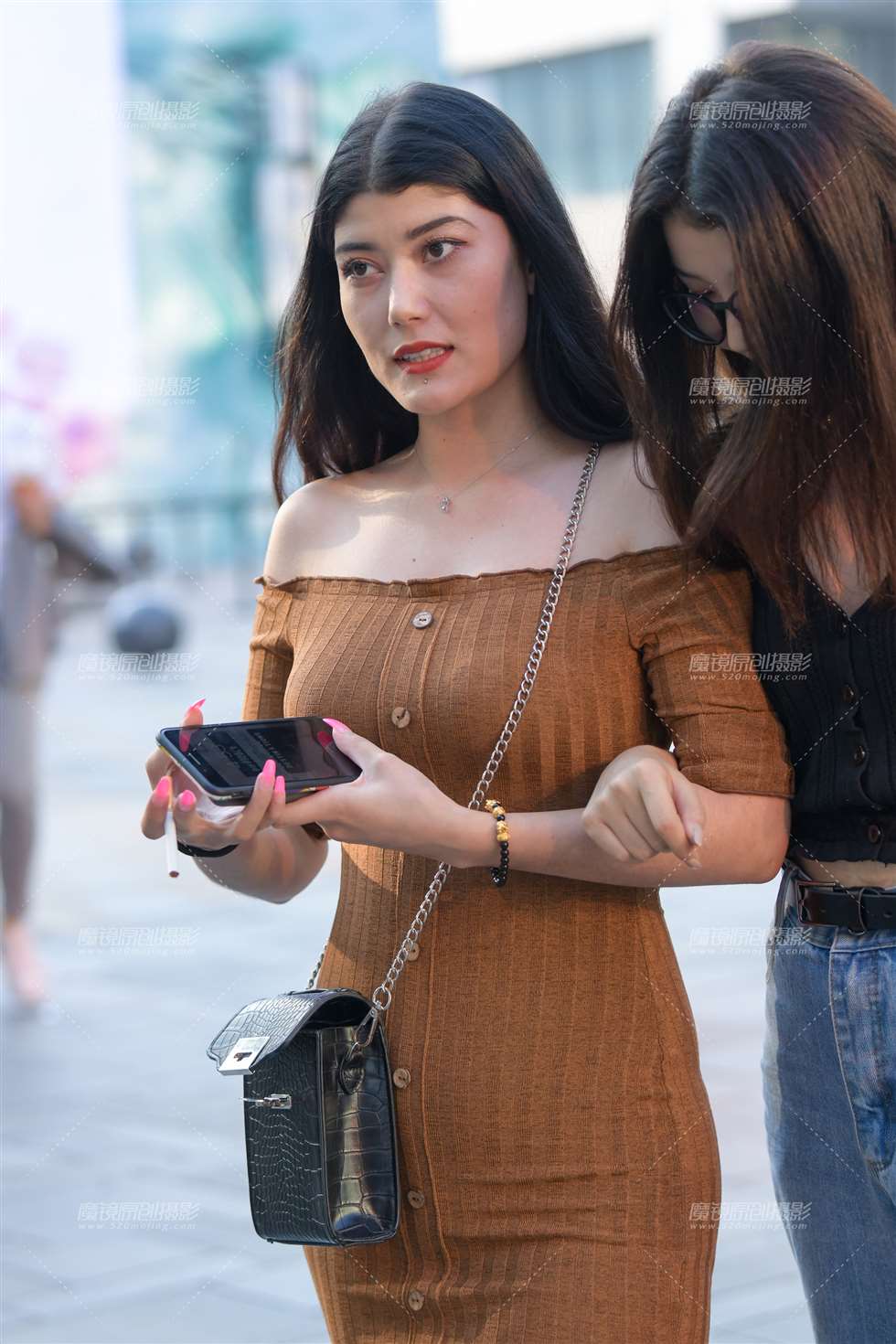 图片[5]-抹肩包臀裙-街拍流行馆