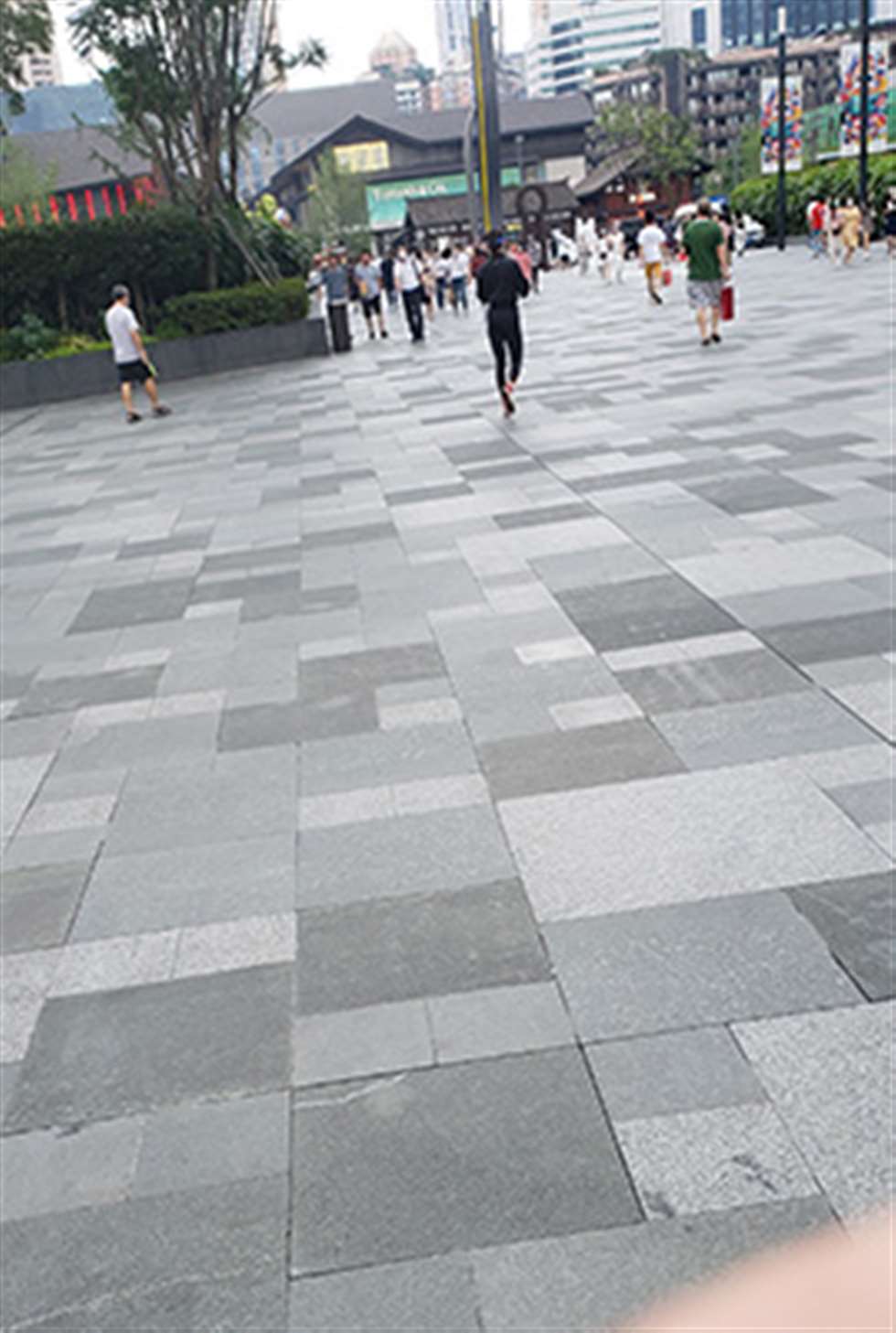 图片[3]-【凯恩赛贴】下班去健身-街拍流行馆
