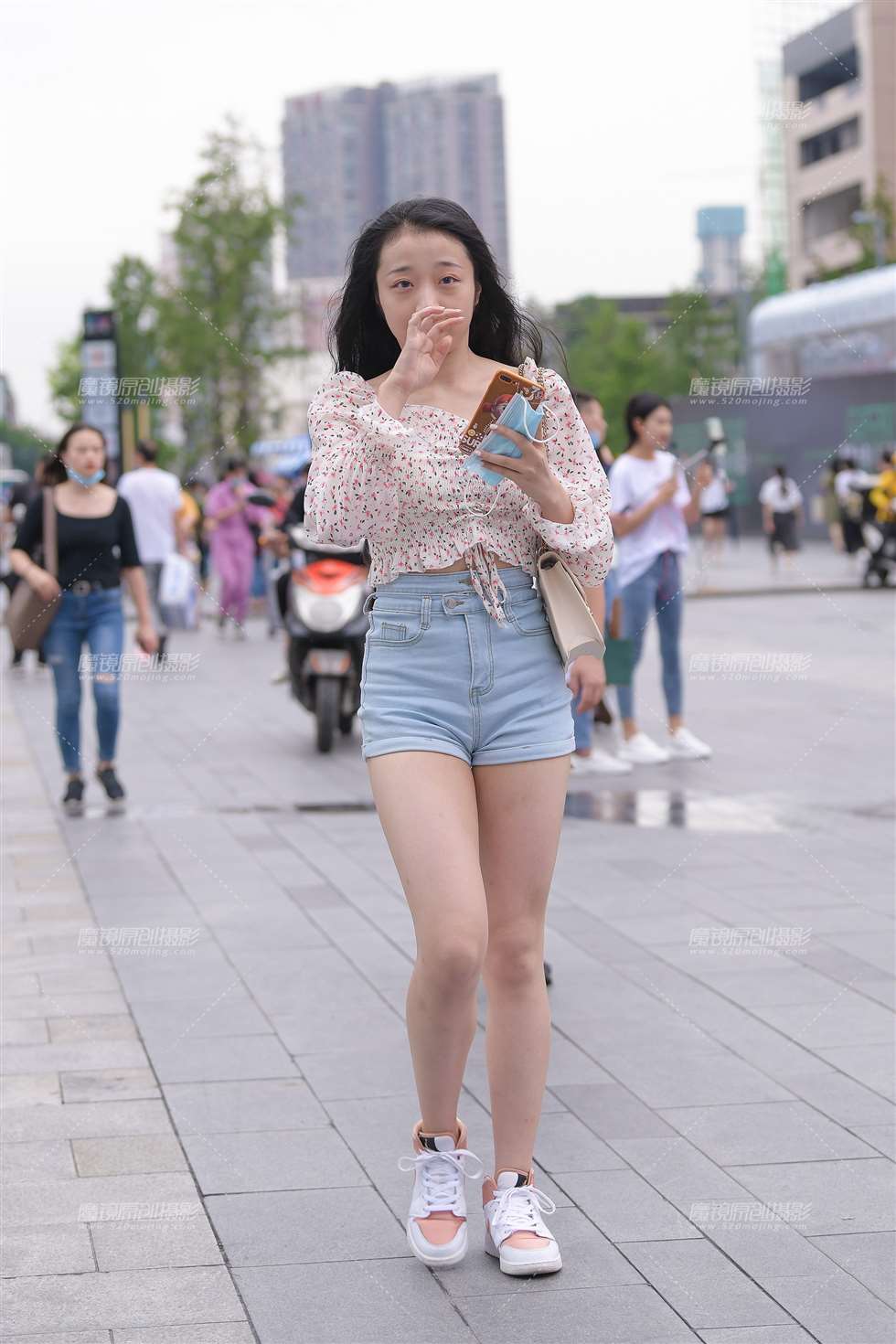图片[5]-迷你热裤女友~-街拍流行馆