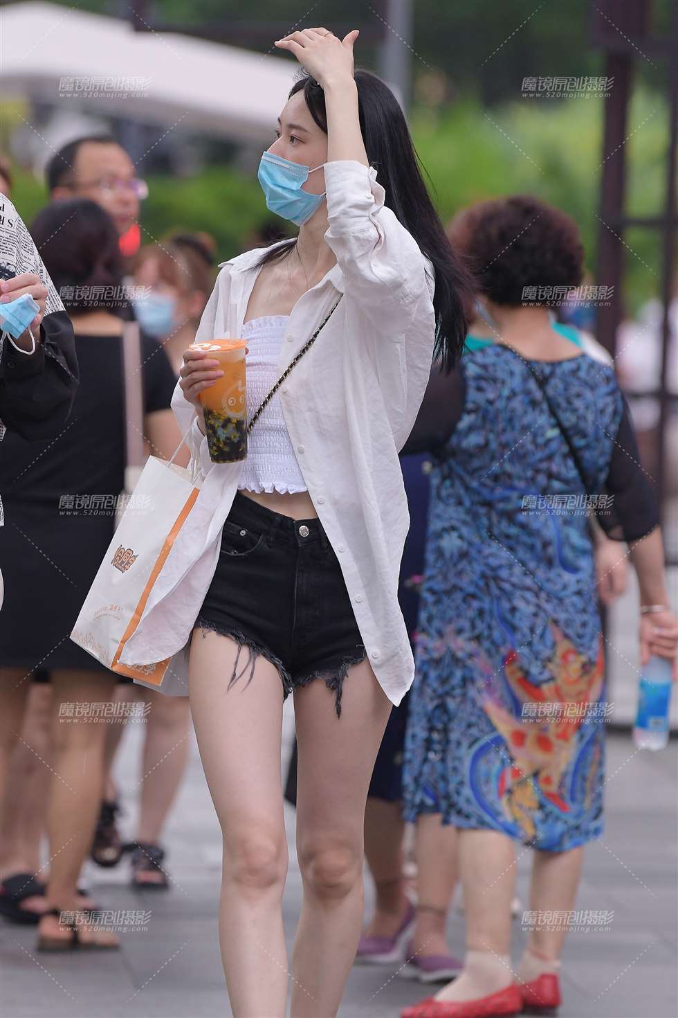 图片[4]-HAOMEIde热裤美女-街拍流行馆