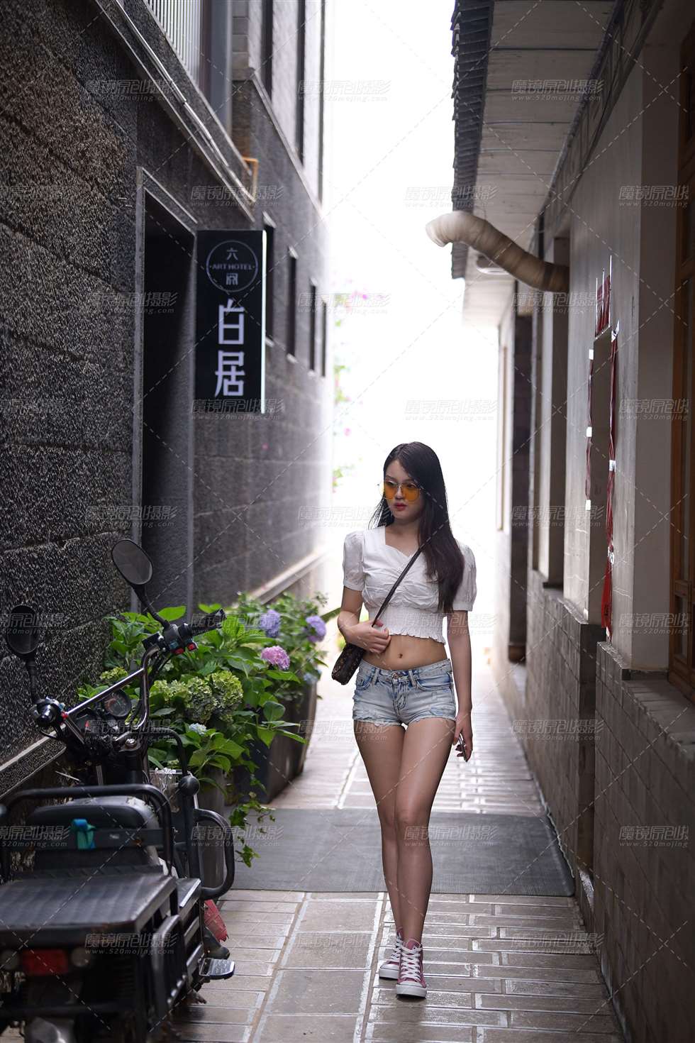 图片[2]-【魂魂大理旅拍摄影】第一篇：热裤女孩-街拍流行馆