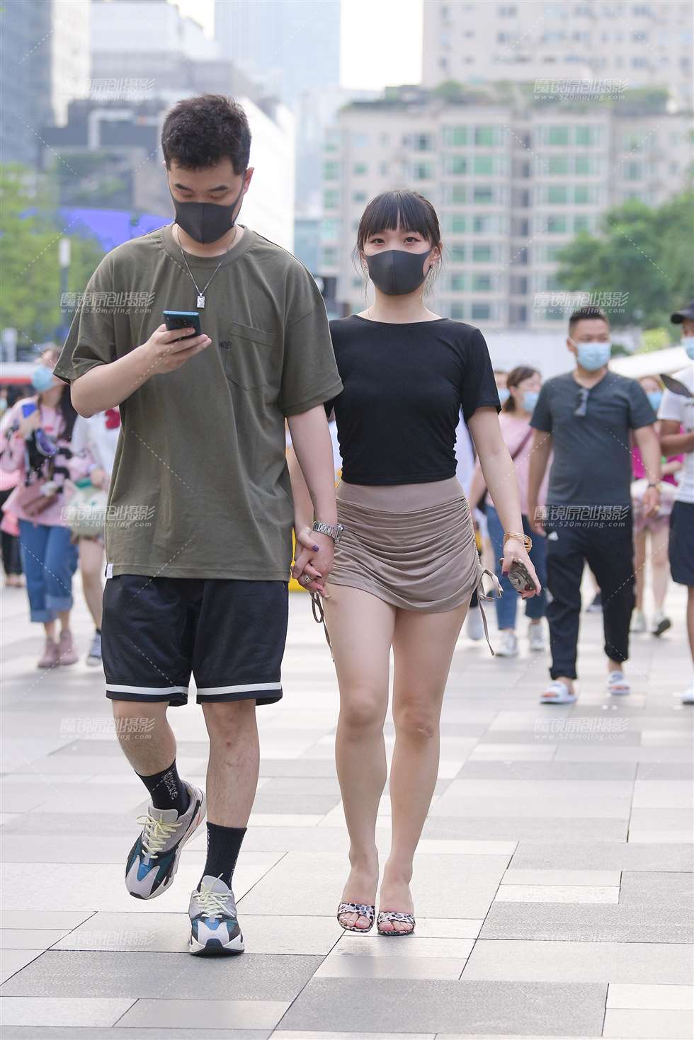 图片[3]-露背好身材美女-街拍流行馆