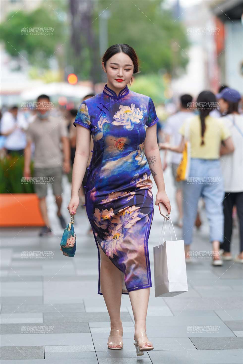 图片[5]-丰韵的旗袍美人儿-街拍流行馆