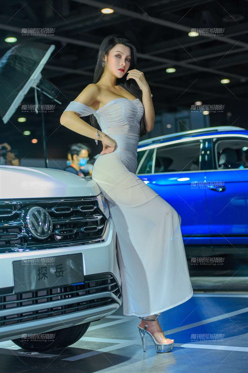图片[1]-【御风赛贴】2020广州新能源车展之爱妃-街拍流行馆