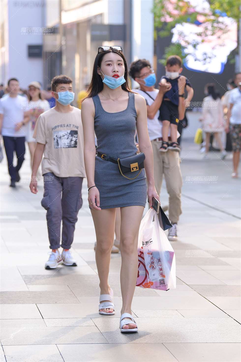 图片[3]-性感包臀裙美女-街拍流行馆