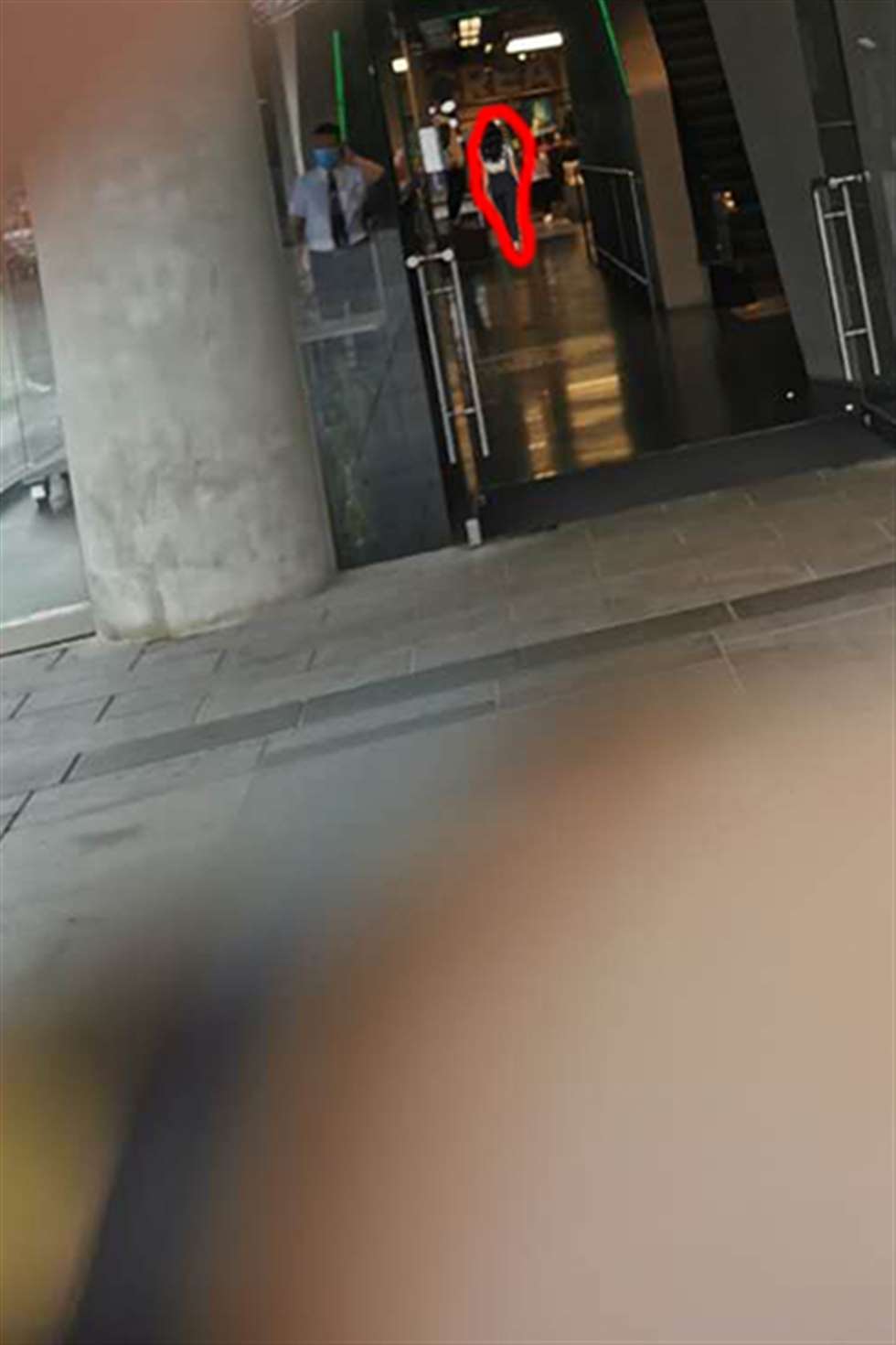 图片[3]-【街拍之魂赛帖】阴霾中的清新-街拍流行馆