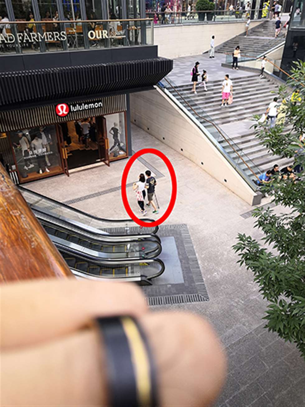 图片[3]-【赛德克赛帖】他有一个好女友-街拍流行馆