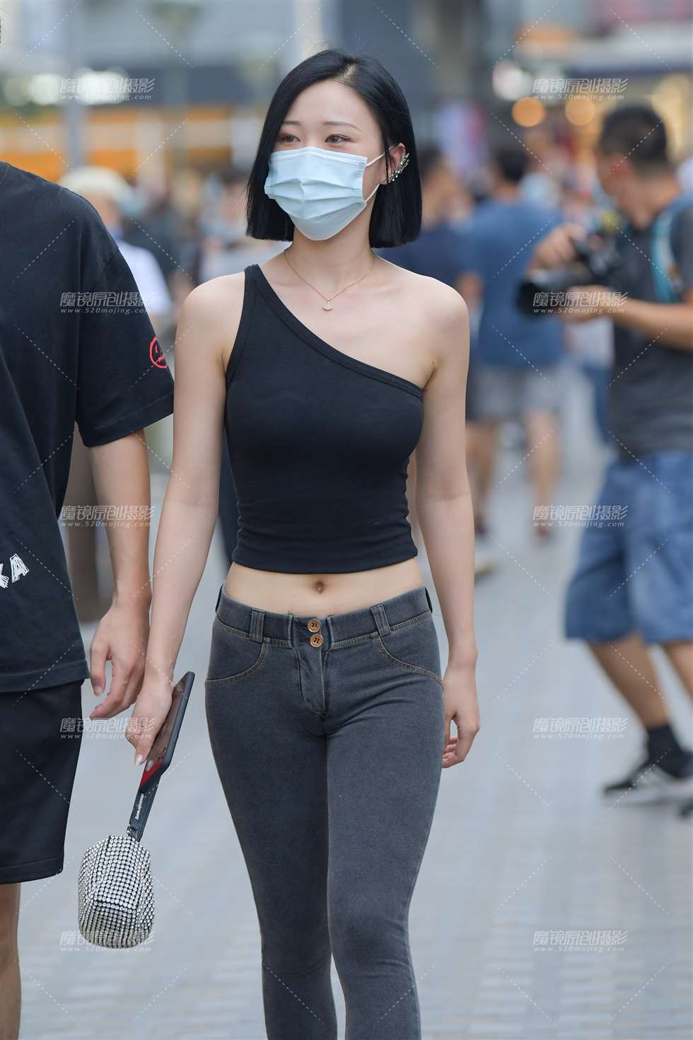 图片[4]-【赛德克赛帖】蜜桃紧牛小姐姐-街拍流行馆
