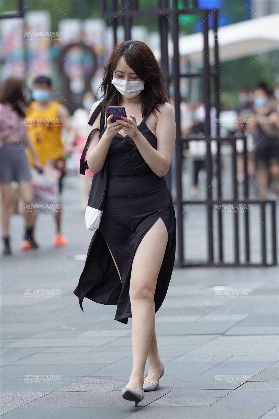 图片[5]-【凯恩赛贴】飘逸的长裙-街拍流行馆