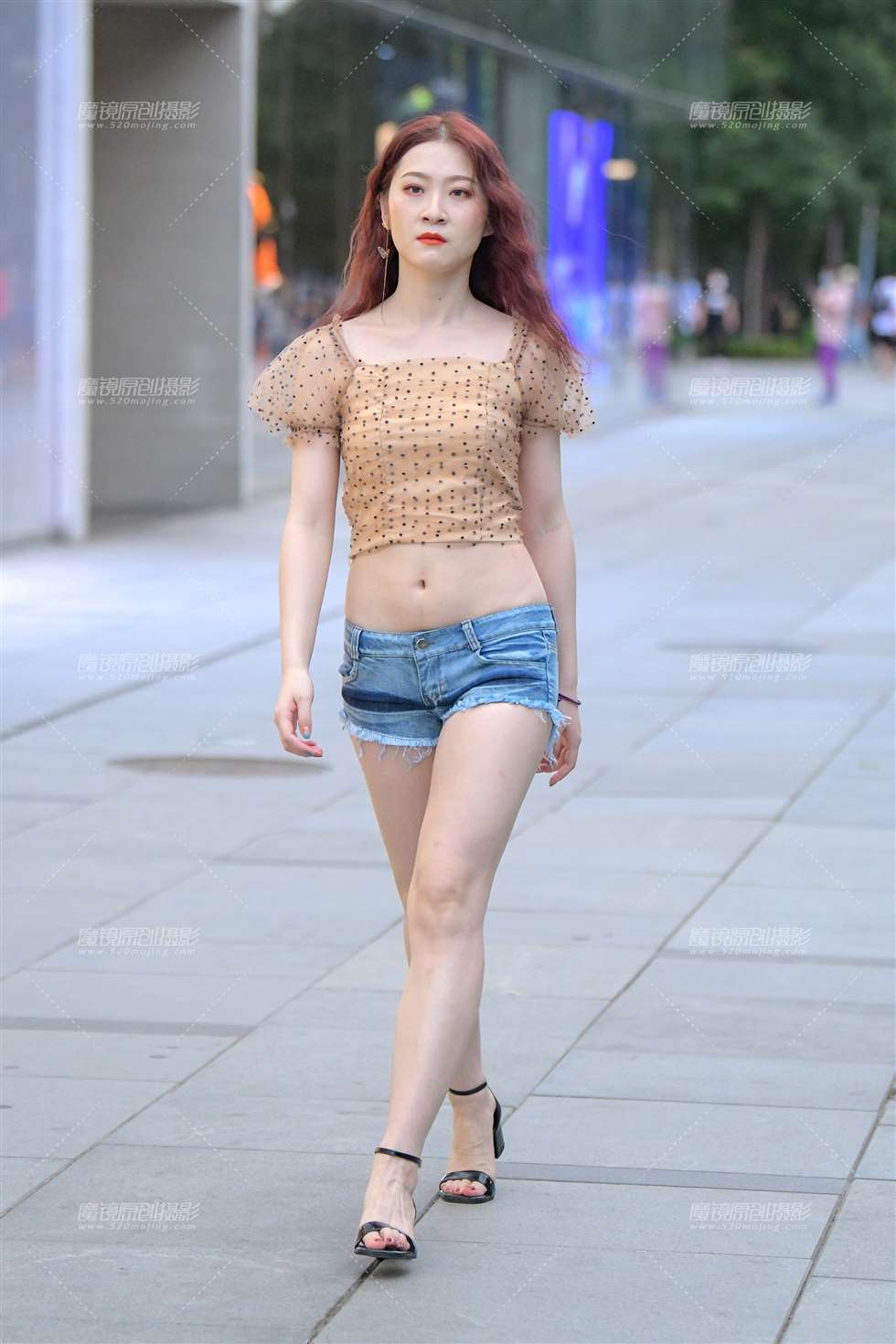 图片[5]-【街拍之魂赛帖】热裤小妹-街拍流行馆
