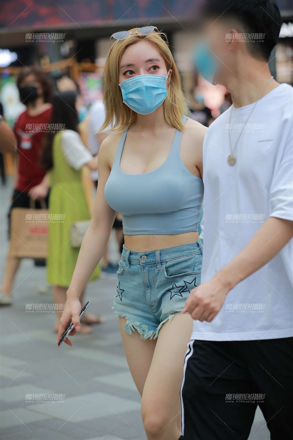 图片[5]-【玻璃街拍】丰满性感Y Y女友-街拍流行馆