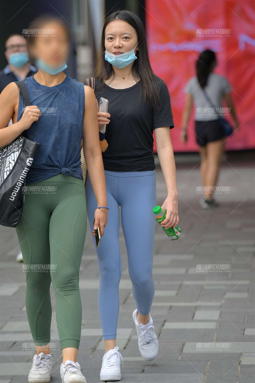 图片[5]-【街拍之魂赛帖】淡蓝色紧身美女-街拍流行馆
