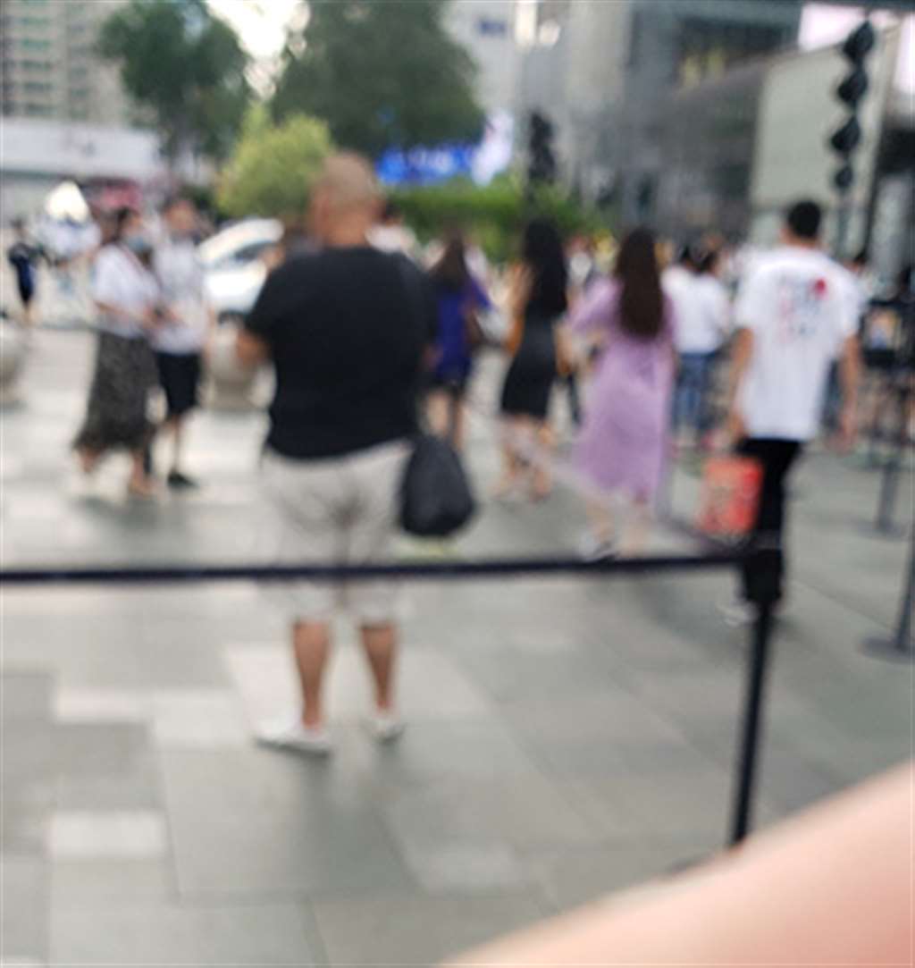 图片[3]-饱满-街拍流行馆