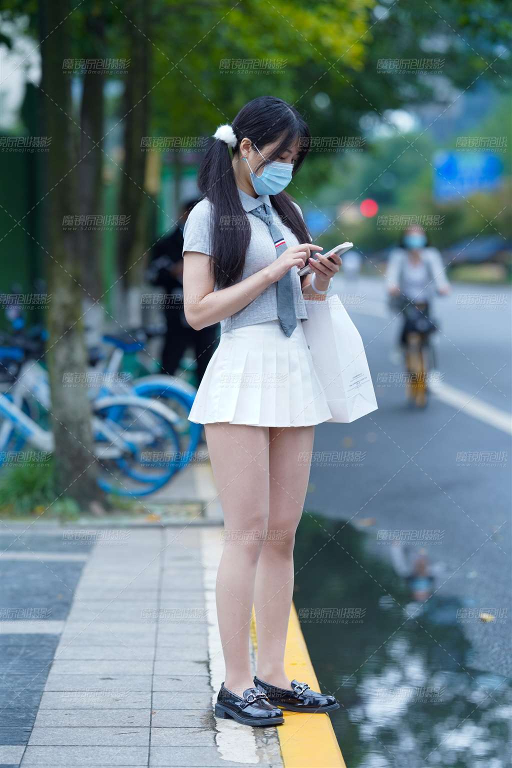 图片[3]-【加菲mao街拍作品】心事-街拍流行馆