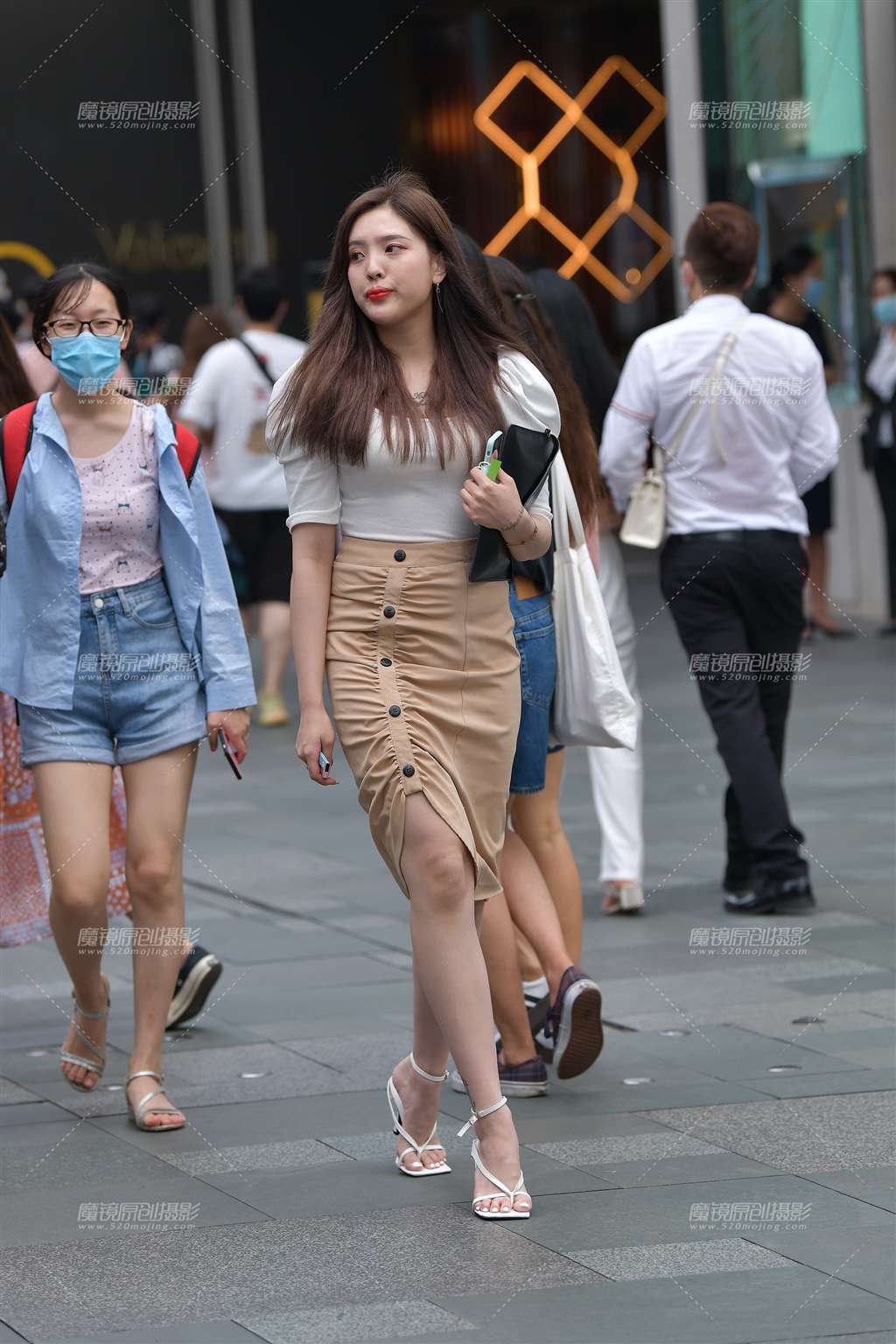 图片[4]-有点害羞~-街拍流行馆