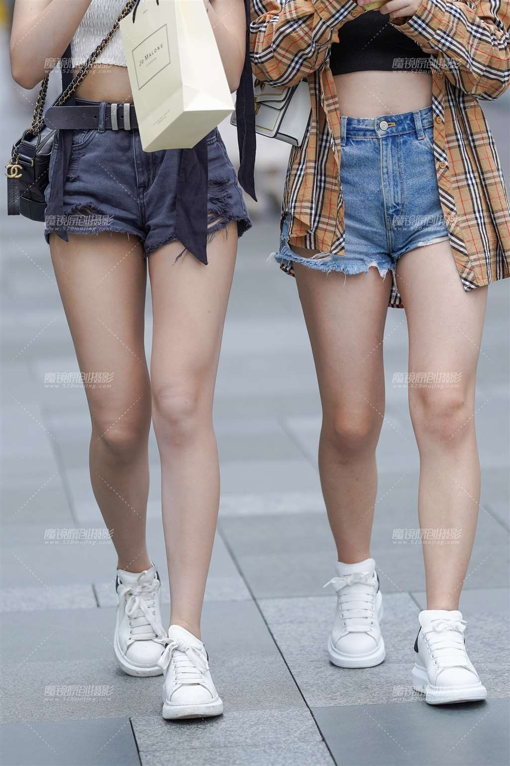 图片[4]-热裤女孩-街拍流行馆