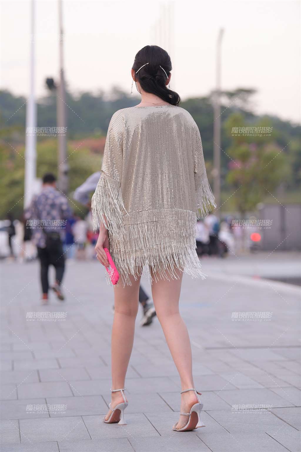 图片[2]-高挑的性感美女~爱了-街拍流行馆