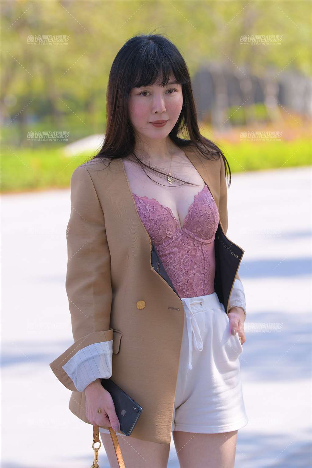 图片[1]-性感的贵妇~-街拍流行馆