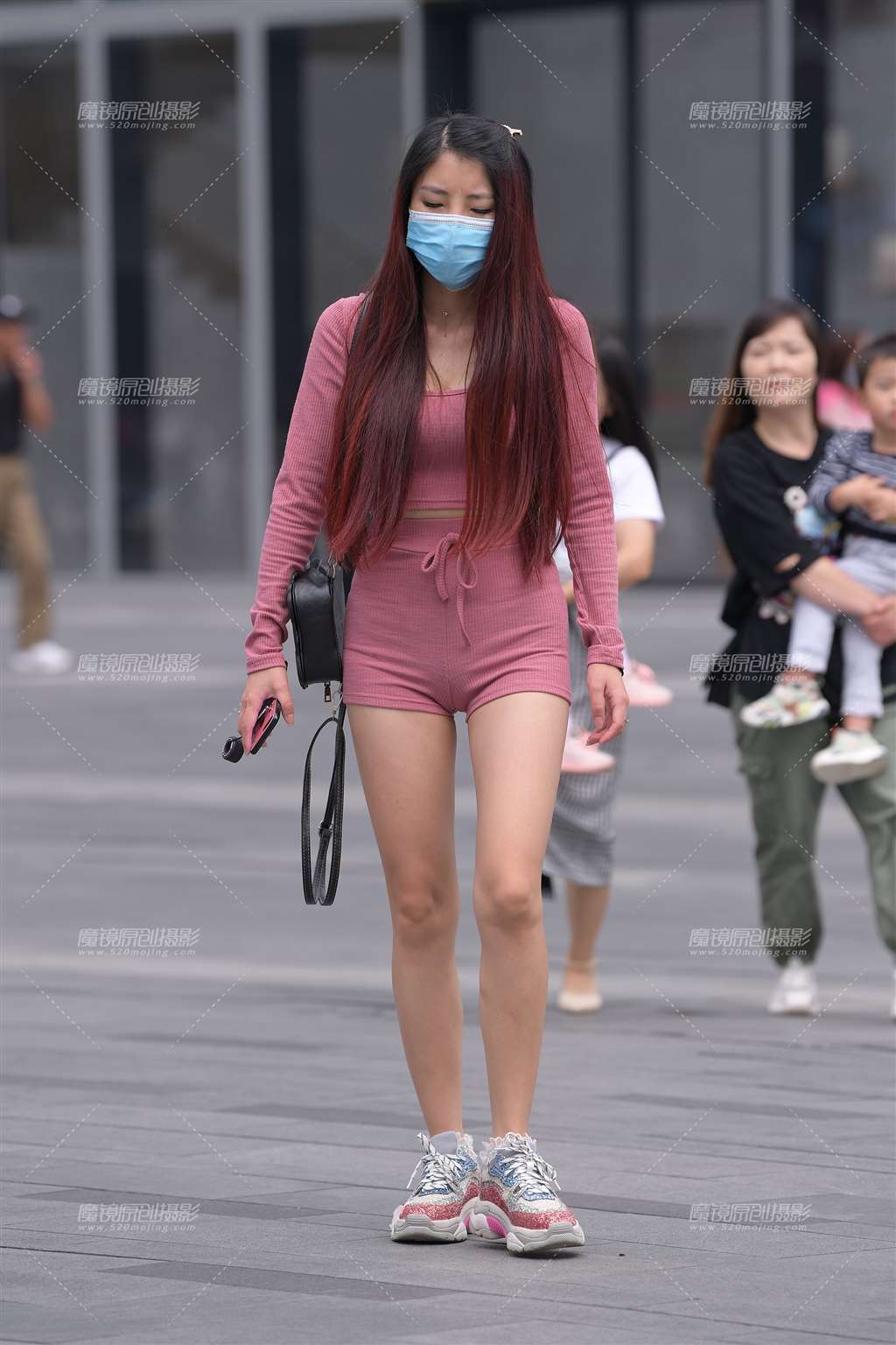图片[5]-紧身的热裤套装~-街拍流行馆