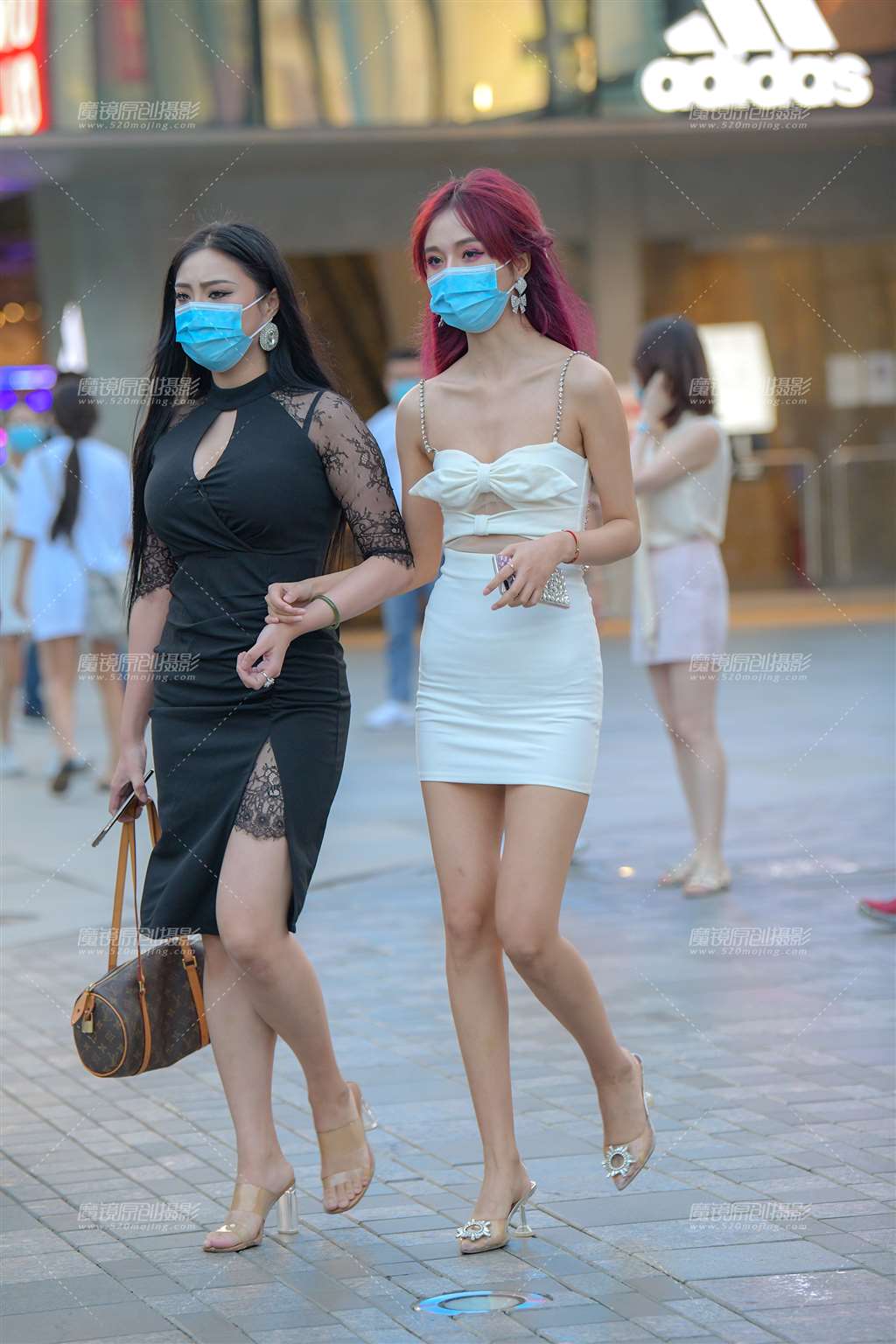 图片[1]-你钟意哪一位-街拍流行馆