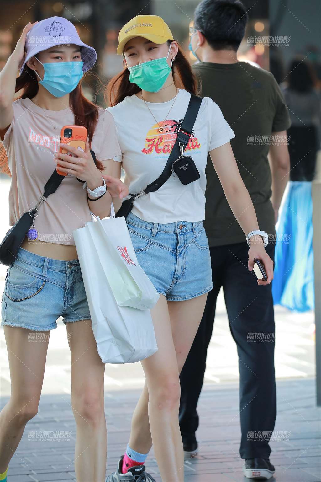 图片[4]-热裤Y Y小姐妹-街拍流行馆