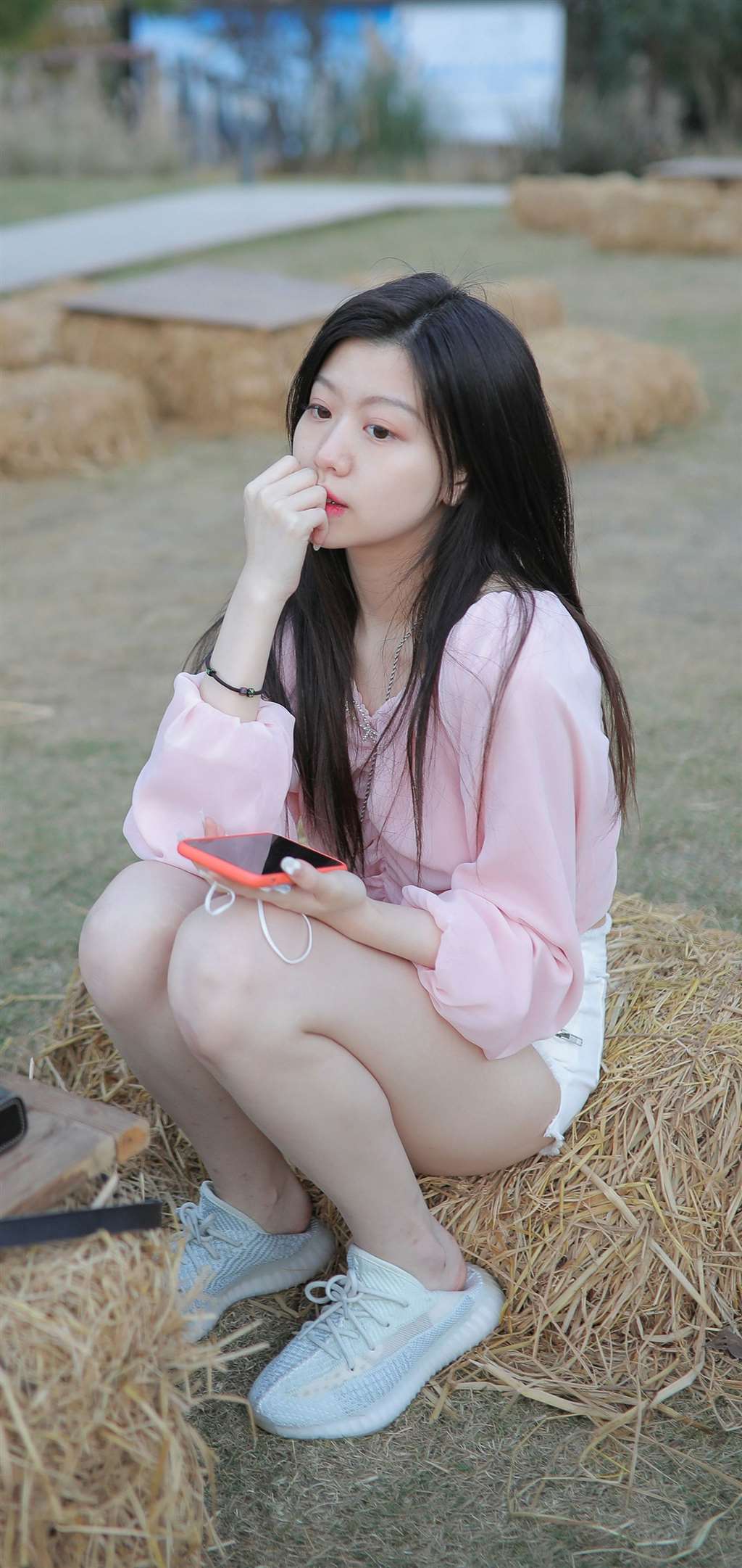 图片[4]-“牧羊”女孩-街拍流行馆