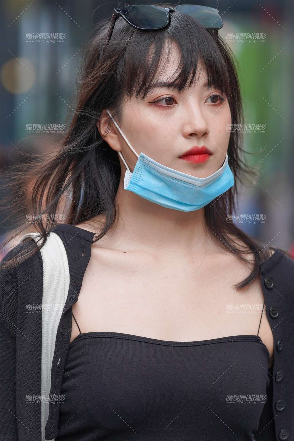 图片[2]-紧牛美眉-街拍流行馆