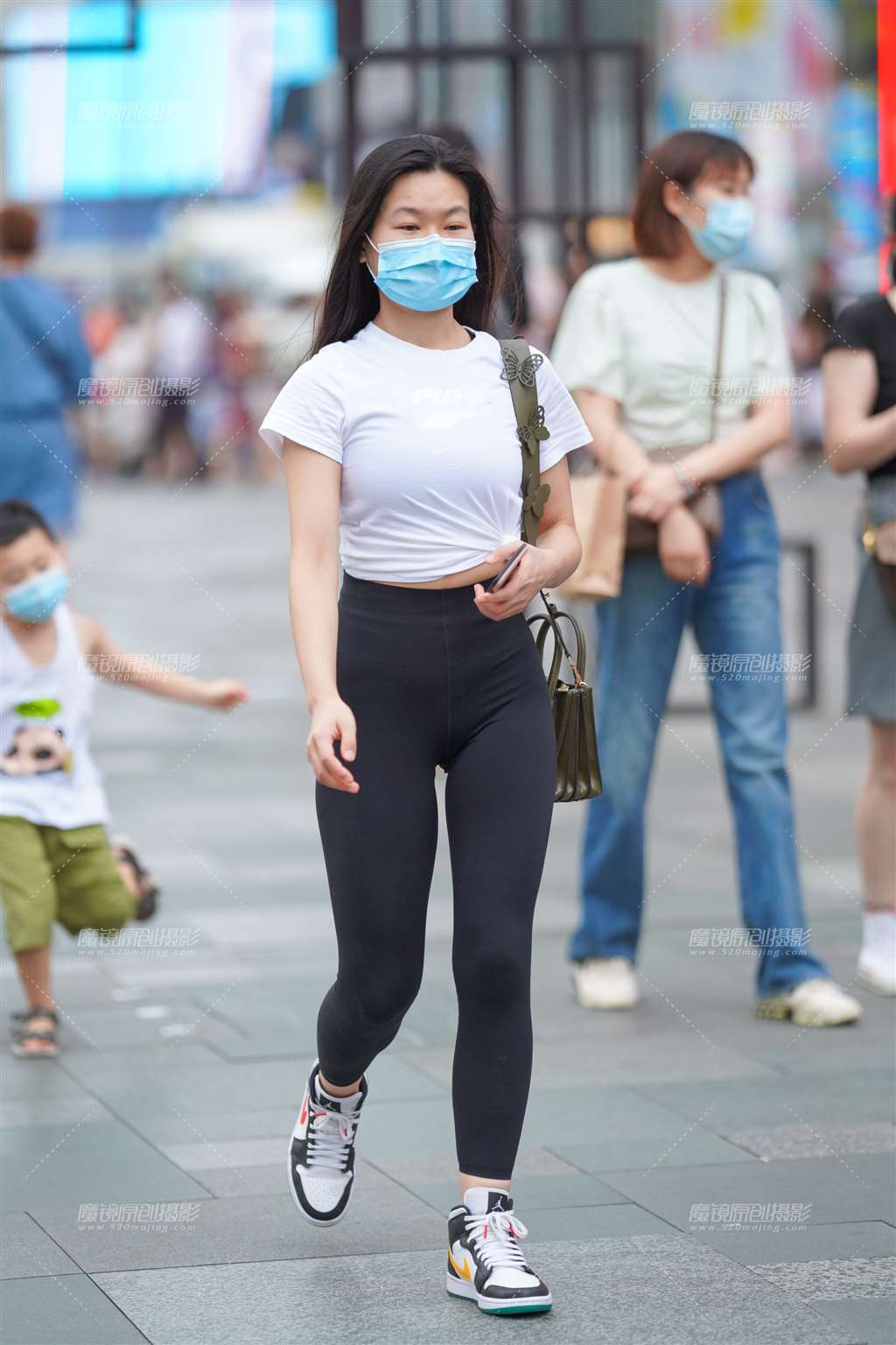 图片[3]-永不过时的黑色瑜伽裤-街拍流行馆