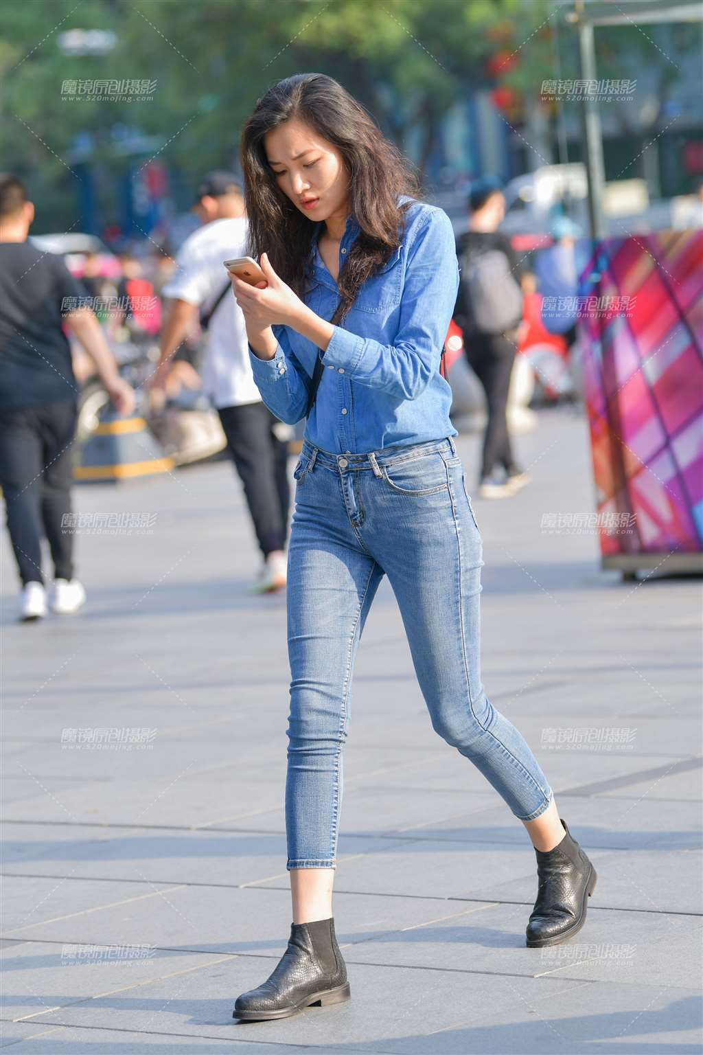图片[4]-仔裤女青年-街拍流行馆