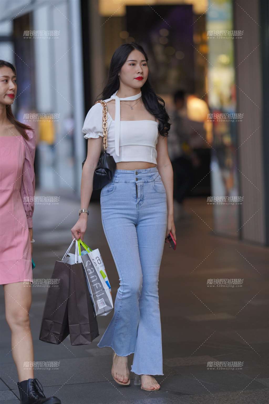 图片[4]-紧牛美女 好身材-街拍流行馆