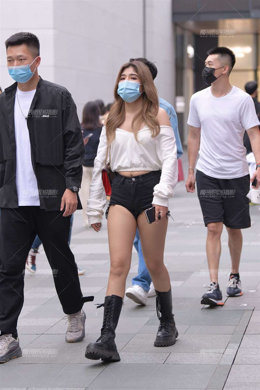 图片[4]-性感Y Y热裤美女-街拍流行馆